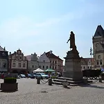 Feriehus U Dubu Tábor